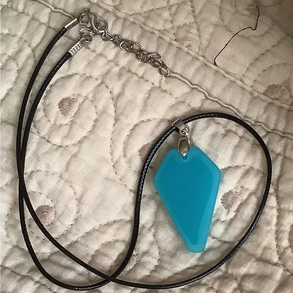 **5 ITEMS**Jewelry Rollup Bag, jewelry is brand new - Picture 7 of 15